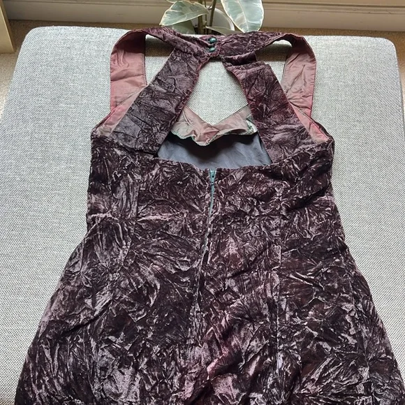 Vintage Crushed Velvet Burgundy Dress with Slit and buttons, Size: 6 - Picture 14 of 17